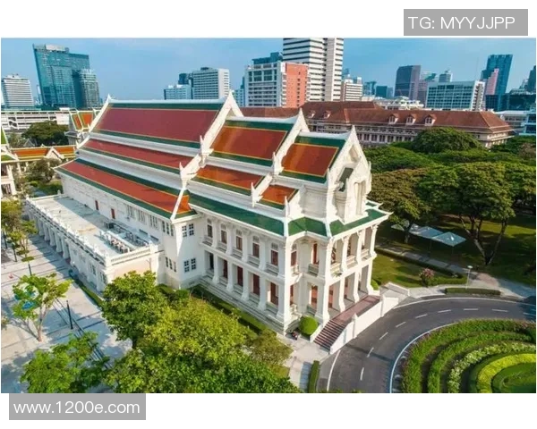 朱拉隆功大学足球队的崛起与发展：探索泰国校园足球的未来之路